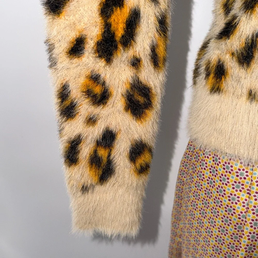 Forever 21 Medium Leopard Eyelash Knit Cardigan Fuzzy Animal Print Indie Sleaze